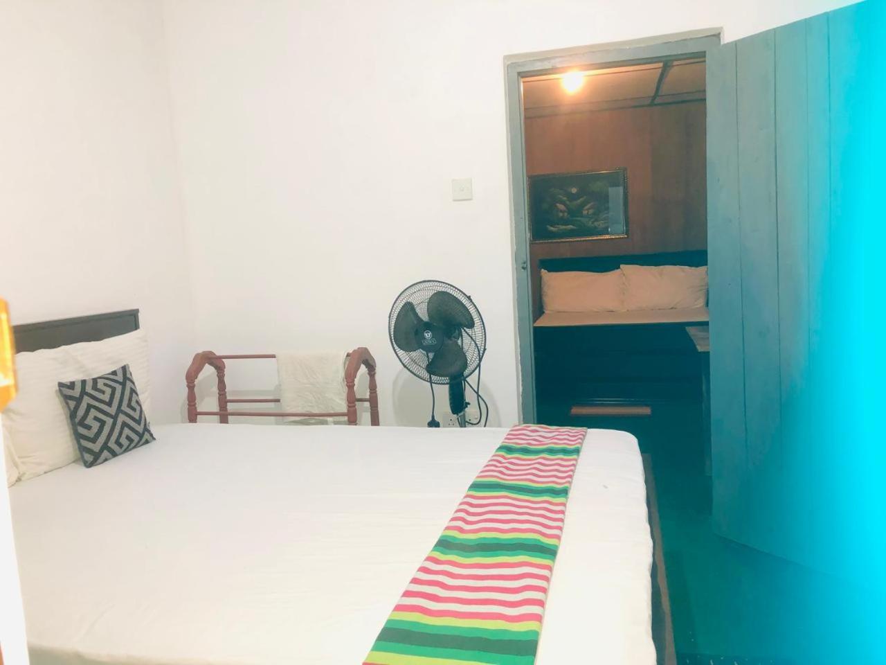 דמבולה Priya Homestay Kandalama מראה חיצוני תמונה