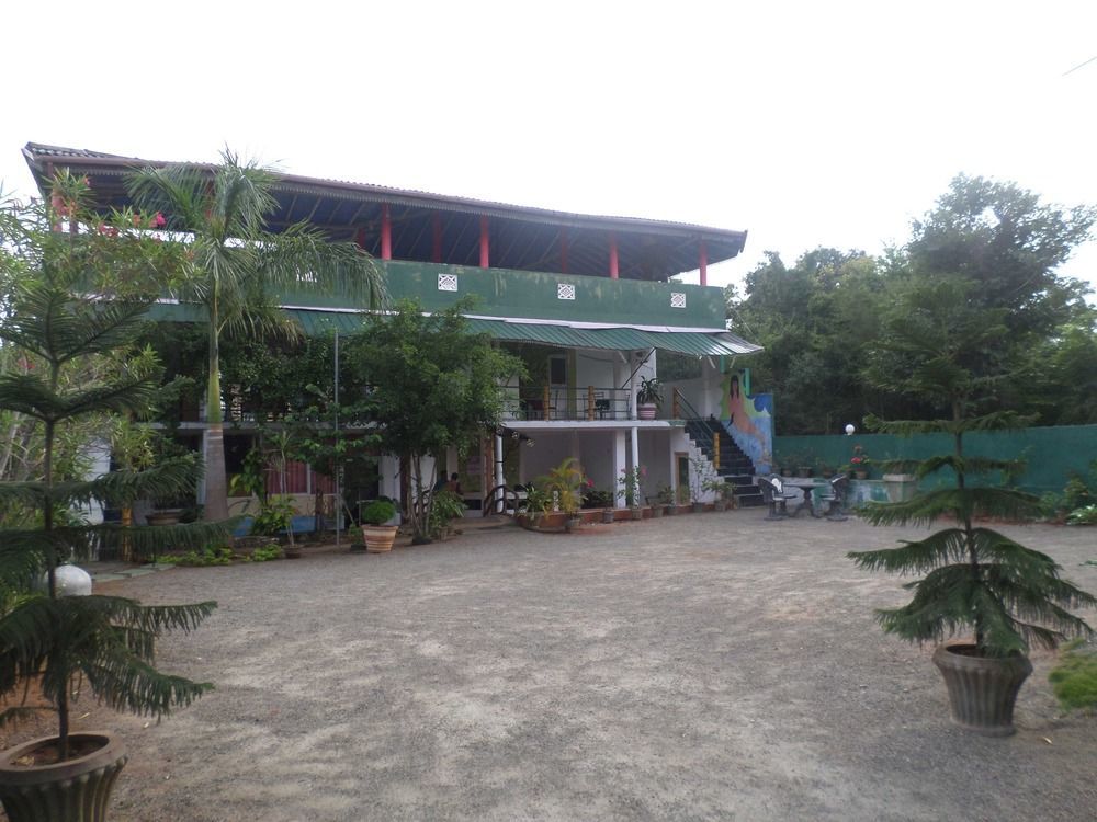דמבולה Priya Homestay Kandalama מראה חיצוני תמונה